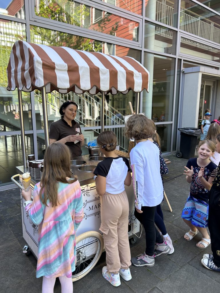 Lody na Dzień Dziecka – słodka niespodzianka od Rady Rodziców